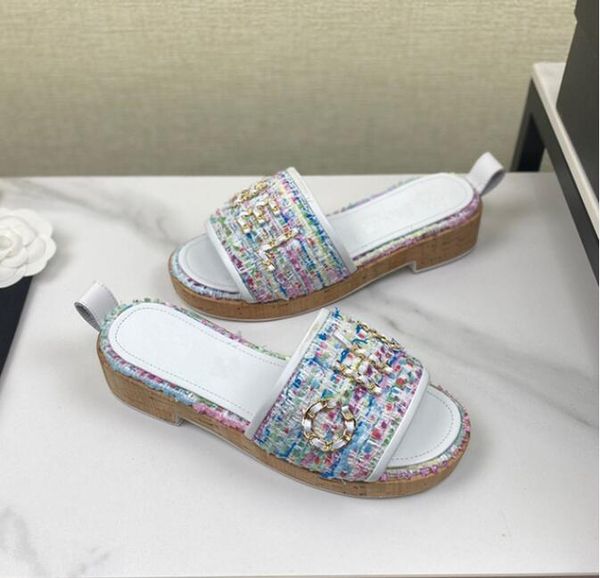 classics woman shoes slipper leather flat sandals fashion slides slide rubber ladies letter embroidery beach women slippers, Black
classics woman shoes slipper leather flat sandals fashion slides slide rubber ladies letter embroidery beach women slippers, Black