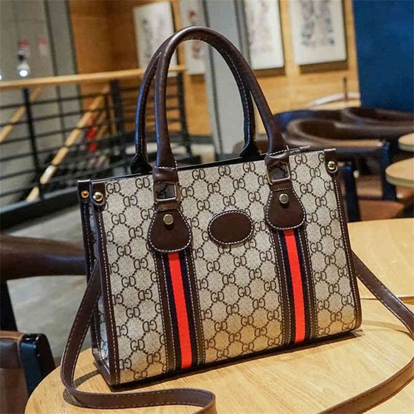 texture women's messenger versatile fashion simple atmosphere one shoulder high-capacity portable mother's bag purses outlet onlin
texture women's messenger versatile fashion simple atmosphere one shoulder high-capacity portable mother's bag purses outlet onlin
