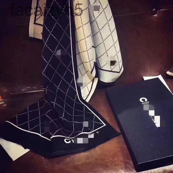 scarves designer beltxiaoxiang meteor double-sided imitation cashmere scarf women's new air conditioning towel in summer is fashionable, Blue;gray
scarves designer beltxiaoxiang meteor double-sided imitation cashmere scarf women's new air conditioning towel in summer is fashionable, Blue;gray
