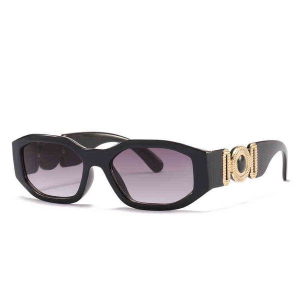 medusa small designer box sunglasses fashion trend mens and womens versatile sunglasses personality 4361, White;black
medusa small designer box sunglasses fashion trend mens and womens versatile sunglasses personality 4361, White;black