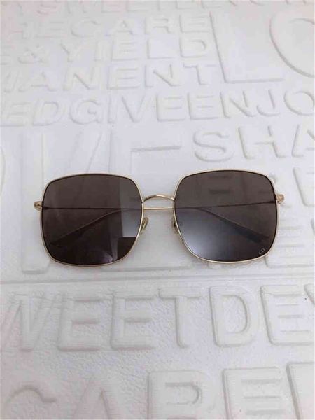 d brand zhou same style men womenfactory outlet fashion men's women's sunglasses2022 trendy latest sunglasses, White;black
d brand zhou same style men womenfactory outlet fashion men's women's sunglasses2022 trendy latest sunglasses, White;black