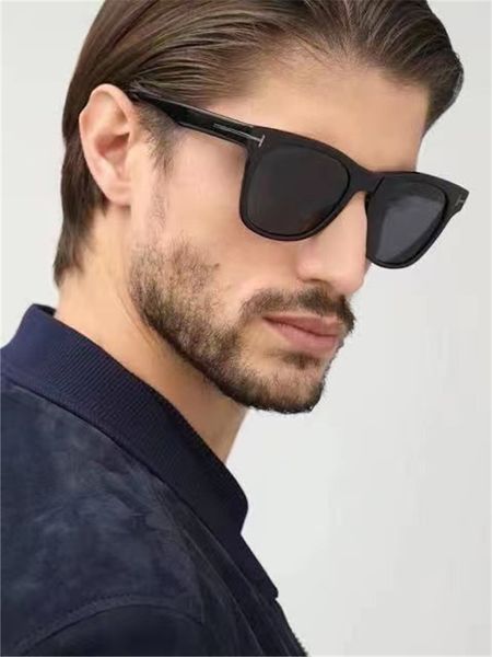 50% discount for factory direct salesmen's and women's black frame tom sunglasses tf833, White;black
50% discount for factory direct salesmen's and women's black frame tom sunglasses tf833, White;black