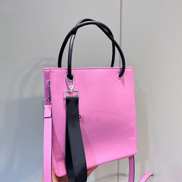 2022 six solid color fashion shoulder bags designer luxury crossbody shopping bag handbag large capacity exquisite casual tote 23cm xb40010
2022 six solid color fashion shoulder bags designer luxury crossbody shopping bag handbag large capacity exquisite casual tote 23cm xb40010