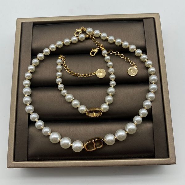 fashion women pearl pendants necklace brand d letters earring stud with diamonds ladies chandelier earrings bracelet designer jewelry 014, Silver
fashion women pearl pendants necklace brand d letters earring stud with diamonds ladies chandelier earrings bracelet designer jewelry 014, Silver