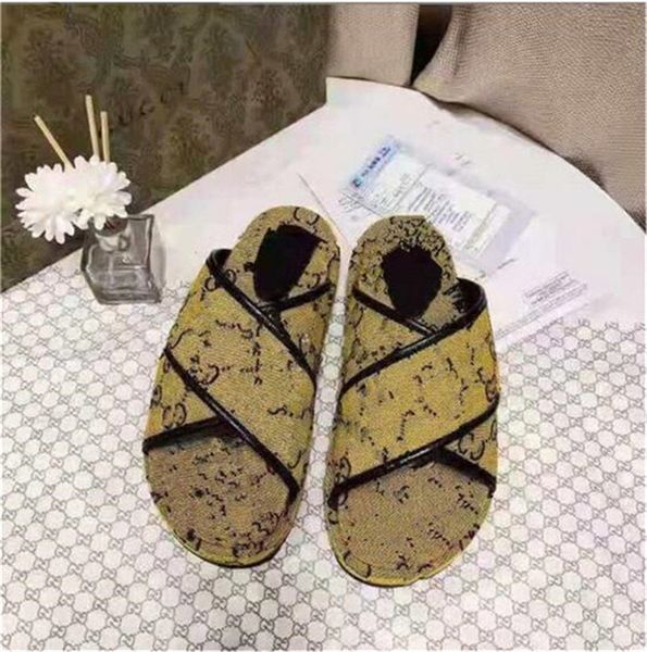 2022 luxury designer women sandal canvas platform slippers real leather beach slides slipper outdoor party classic sandals size 35- 44, Black
2022 luxury designer women sandal canvas platform slippers real leather beach slides slipper outdoor party classic sandals size 35- 44, Black