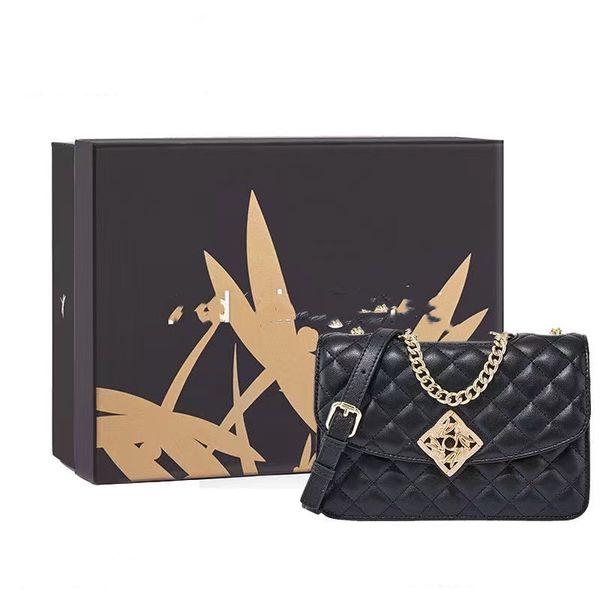 2022 new niche design fashion bag black hand-held diamond chain women's messenger bag shoulder bag
2022 new niche design fashion bag black hand-held diamond chain women's messenger bag shoulder bag