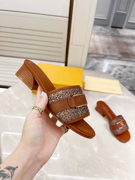 2023 new rainbow brand designer indoor sandals for men women summer pool slide sandal men outdoor beach slides running tory slippers 0601, Black
2023 new rainbow brand designer indoor sandals for men women summer pool slide sandal men outdoor beach slides running tory slippers 0601, Black