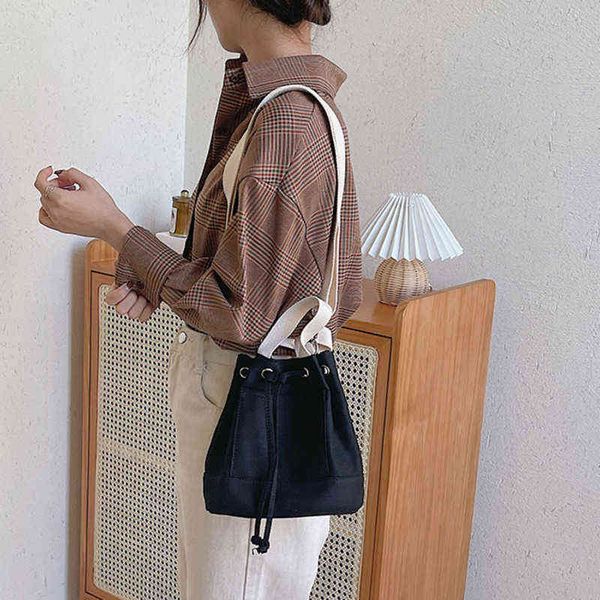 2022 spring korean casual canvas bag fashion shoulder crossbody bag leisure bucket bag drawstring pleated handbag and purse
2022 spring korean casual canvas bag fashion shoulder crossbody bag leisure bucket bag drawstring pleated handbag and purse