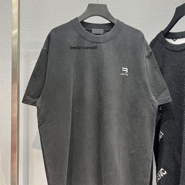 balencaigass men's t-shirts high version b home chest hook letter embroidery short sleeve paris 22 new fashion os loose t-shirt, White;black
balencaigass men's t-shirts high version b home chest hook letter embroidery short sleeve paris 22 new fashion os loose t-shirt, White;black
