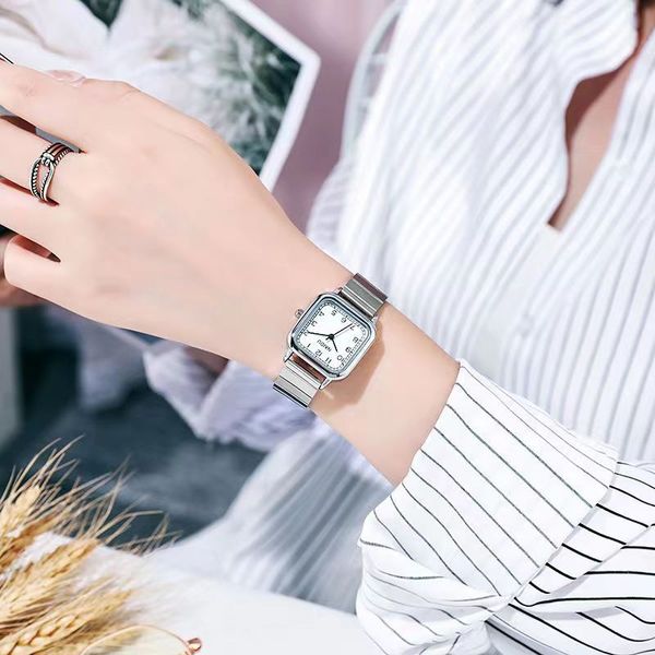 luxury womens watches designer quartz fashion temperament women's watch korean version stainless steel high-end sliding buckle women wa, Slivery;golden
luxury womens watches designer quartz fashion temperament women's watch korean version stainless steel high-end sliding buckle women wa, Slivery;golden