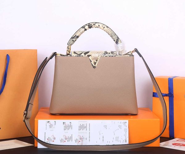 2023 women's luxury designer bags calfskin leather serpentine flap capucines handle tote adjustable straps crossbody tote
2023 women's luxury designer bags calfskin leather serpentine flap capucines handle tote adjustable straps crossbody tote