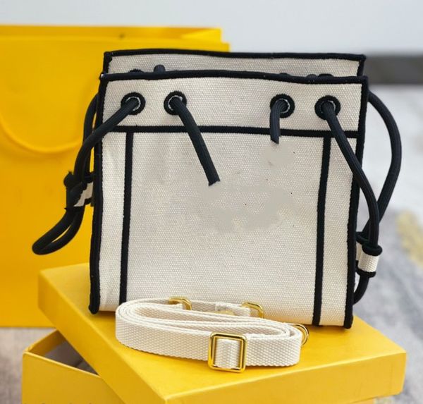 fashion canvas series shopping bag simple atmosphere handbag classic designer bag totes small bags retro
fashion canvas series shopping bag simple atmosphere handbag classic designer bag totes small bags retro