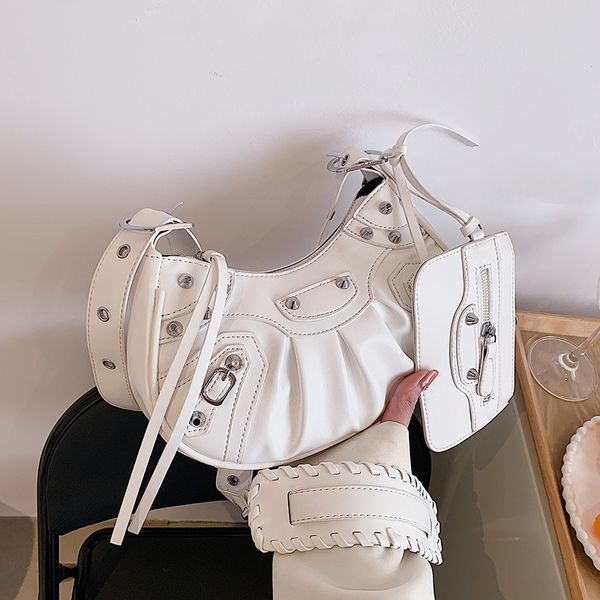 heavy wrinkled bag 2022 personalized fashion single underarm design messenger rivet semicircle bags trendy baguette mini shoulder handbag ca
heavy wrinkled bag 2022 personalized fashion single underarm design messenger rivet semicircle bags trendy baguette mini shoulder handbag ca