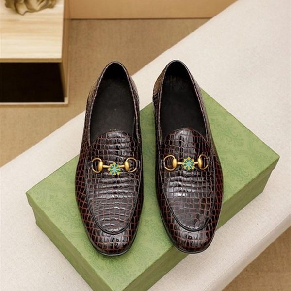 designer men formal shoes size 38-45 black brown classic point toe man luxury dress business party shoe
designer men formal shoes size 38-45 black brown classic point toe man luxury dress business party shoe