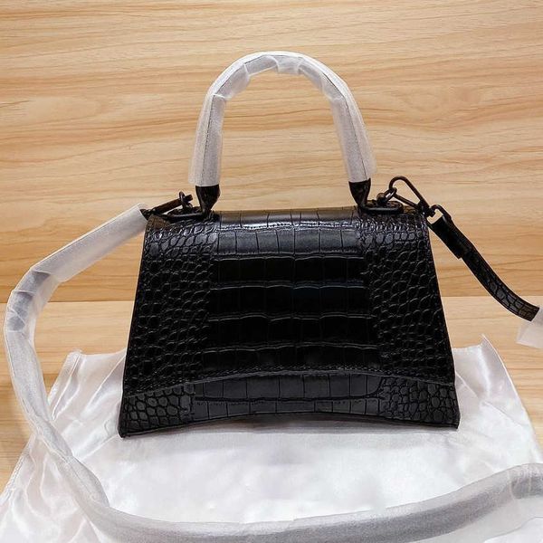2022 ss lady bags shoulder bag classic crocodile pattern handbags luxury designer ladies cross body bag women fashion handbag cross-body-bag
2022 ss lady bags shoulder bag classic crocodile pattern handbags luxury designer ladies cross body bag women fashion handbag cross-body-bag