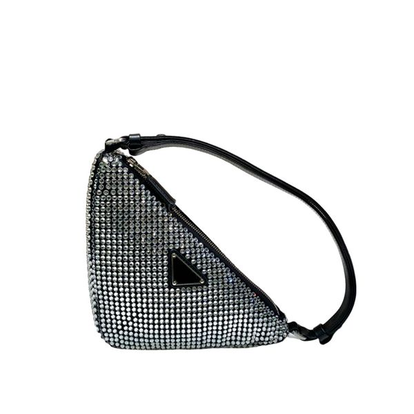 nylon enamel metal rhinestone diamante totes cross body flap designers bags luxurious fashion triangle handbags plain for woman lady luxurie
nylon enamel metal rhinestone diamante totes cross body flap designers bags luxurious fashion triangle handbags plain for woman lady luxurie