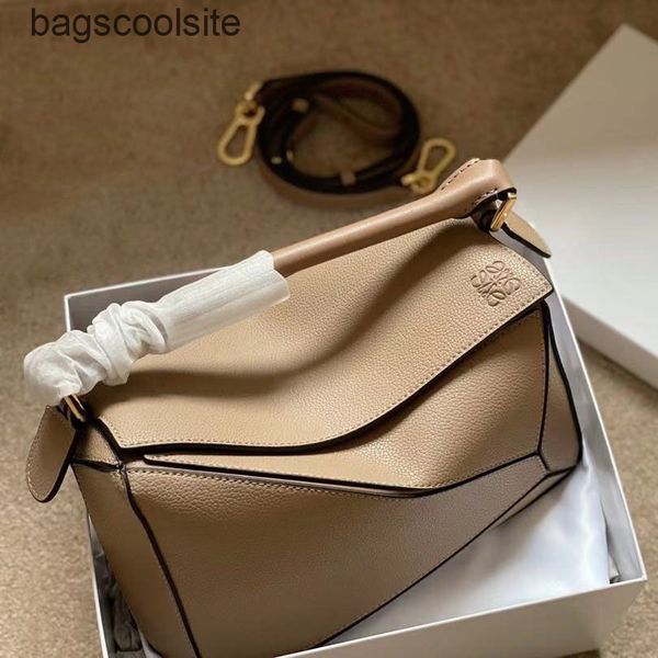 2023 loews leather handbag bags bag woman designer shoulder mini messenger puzzles one lmx2
2023 loews leather handbag bags bag woman designer shoulder mini messenger puzzles one lmx2