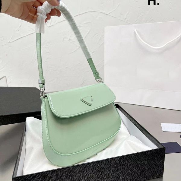 2022 wholesale fashion women handbag luxury designer leather bags black white multicolor single shoulder large capacity bucket bag crossbody
2022 wholesale fashion women handbag luxury designer leather bags black white multicolor single shoulder large capacity bucket bag crossbody