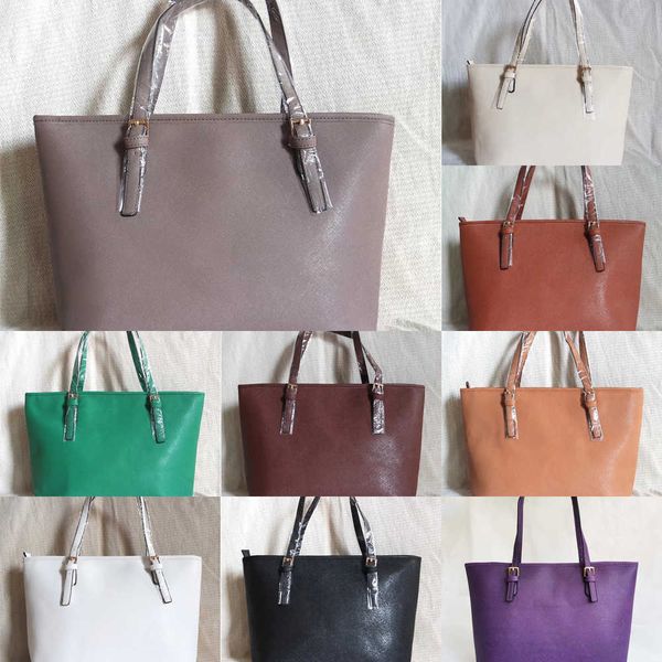 43cm big size 24 solid color handbag fashion stylish totes soft large capacity pu leather shoulder purse travel duffle storage satchel casua
43cm big size 24 solid color handbag fashion stylish totes soft large capacity pu leather shoulder purse travel duffle storage satchel casua