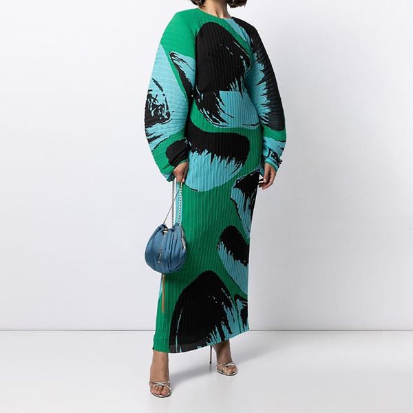 casual dresses miyake pleated print dress 2022 summer loose thin large size long-sleeved western-style women's clothing skirt, Black;gray
casual dresses miyake pleated print dress 2022 summer loose thin large size long-sleeved western-style women's clothing skirt, Black;gray