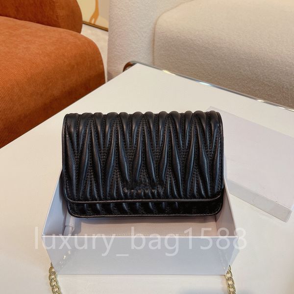 camera bag crossbody bags oval handbag purse cowhide suede real leather letter printing plain zipper evening shoulder wallet women clutch
camera bag crossbody bags oval handbag purse cowhide suede real leather letter printing plain zipper evening shoulder wallet women clutch