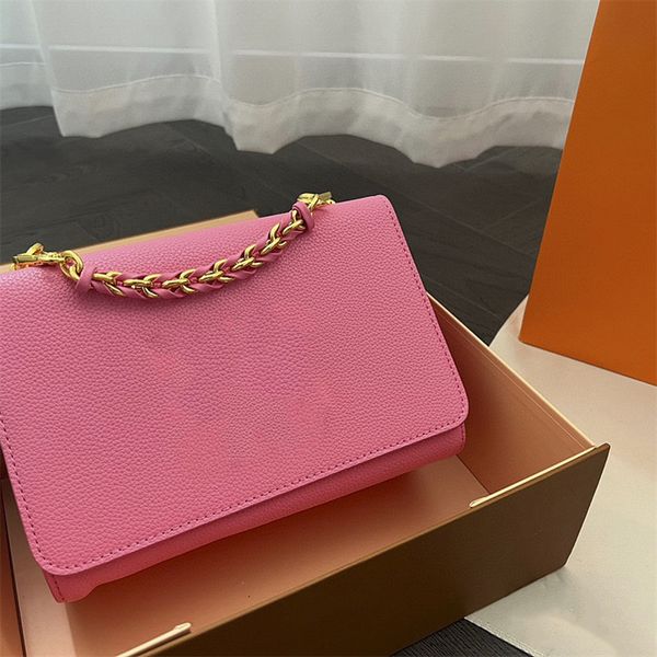 designer twist shoulder bags women real leather classic pochette felicie handbag flap chain crossbody lady tote louiseitys viutonitys purse
designer twist shoulder bags women real leather classic pochette felicie handbag flap chain crossbody lady tote louiseitys viutonitys purse