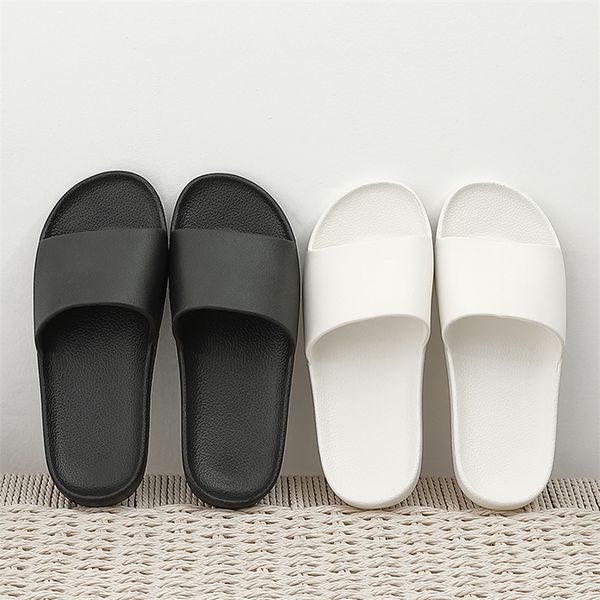 summer home men slippers simple black white lovers shoes non slip bathroom slides flip flops indoor women platform 220622
summer home men slippers simple black white lovers shoes non slip bathroom slides flip flops indoor women platform 220622