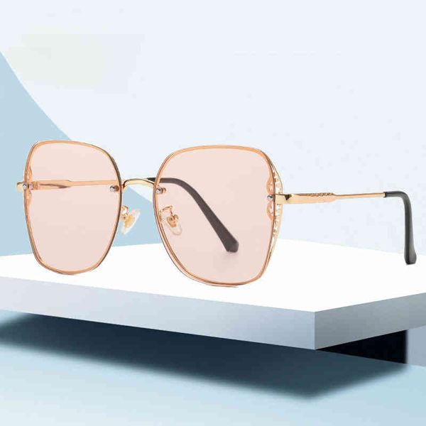 sunglasses metal large frame sunglasses fashionable women's street pography concave personalized hollow carved glasses, White;black
sunglasses metal large frame sunglasses fashionable women's street pography concave personalized hollow carved glasses, White;black