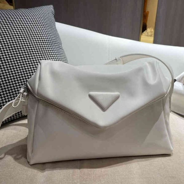 women fashion designer messenger bag wholesale shoulder bags handbags cross body bag decoration tarpaulin 32cm
women fashion designer messenger bag wholesale shoulder bags handbags cross body bag decoration tarpaulin 32cm