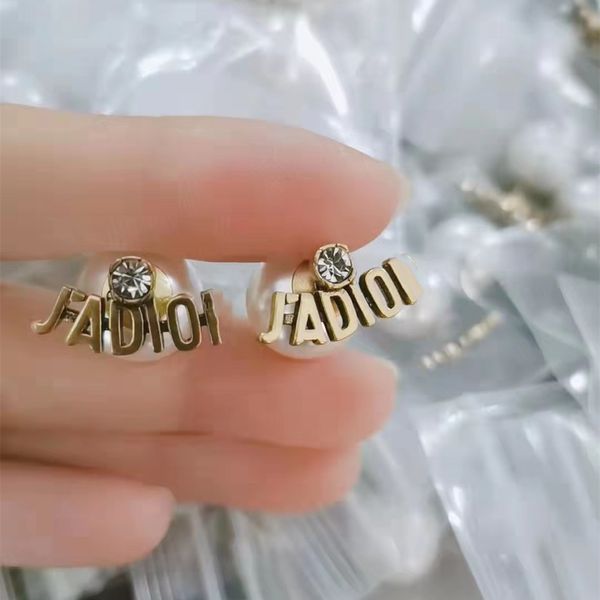 2022 new d home dijia 1.1 letter ja single diamond pearl earrings women's fashion simple temperament earrings, Golden
2022 new d home dijia 1.1 letter ja single diamond pearl earrings women's fashion simple temperament earrings, Golden