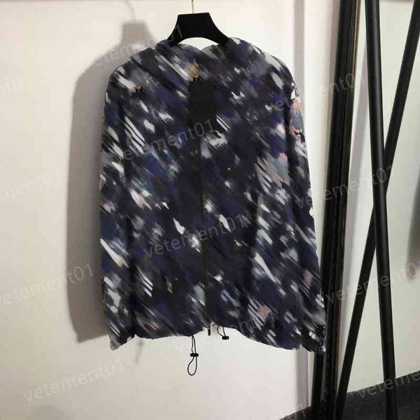 luxury womens jackets blue letter print camo long sleeve zip hooded jacket fashion designer women clothing, Black;brown
luxury womens jackets blue letter print camo long sleeve zip hooded jacket fashion designer women clothing, Black;brown