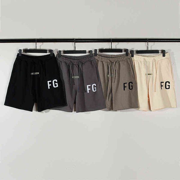2022 factory online export fashion design men's and women's same shorts br sentials thread loose casual pants, White;black
2022 factory online export fashion design men's and women's same shorts br sentials thread loose casual pants, White;black