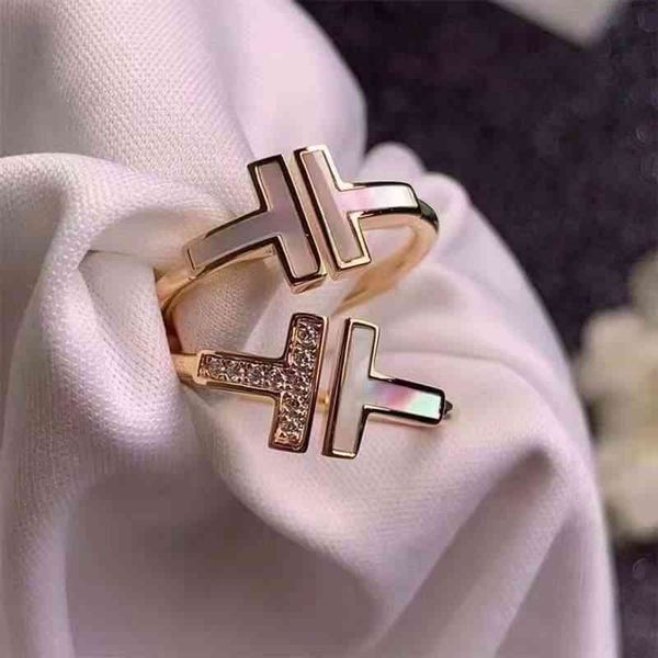 c0uq s925 sterling silver seiko adjustable double t-ring white shell diamond opening t-ring with many net red stars, Golden;silver
c0uq s925 sterling silver seiko adjustable double t-ring white shell diamond opening t-ring with many net red stars, Golden;silver