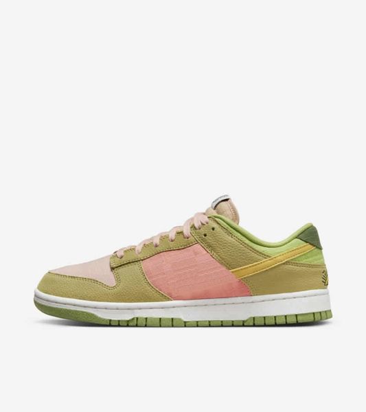 men womens low sun club skateboard designer running shoes arctic orange and vivid green fashion sport zapatos sneakers dm0583-800 come with, Red;white
men womens low sun club skateboard designer running shoes arctic orange and vivid green fashion sport zapatos sneakers dm0583-800 come with, Red;white
