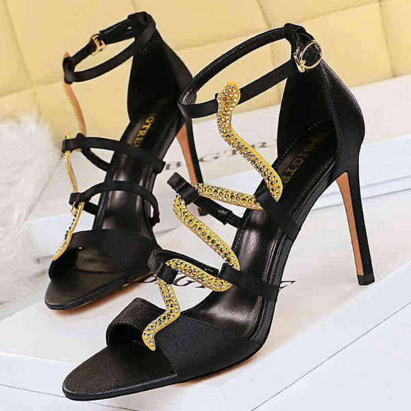 bigtree shoes serpentine rhinestone women sandals satin hollow high heels summer sandles heeled 220531, Black
bigtree shoes serpentine rhinestone women sandals satin hollow high heels summer sandles heeled 220531, Black