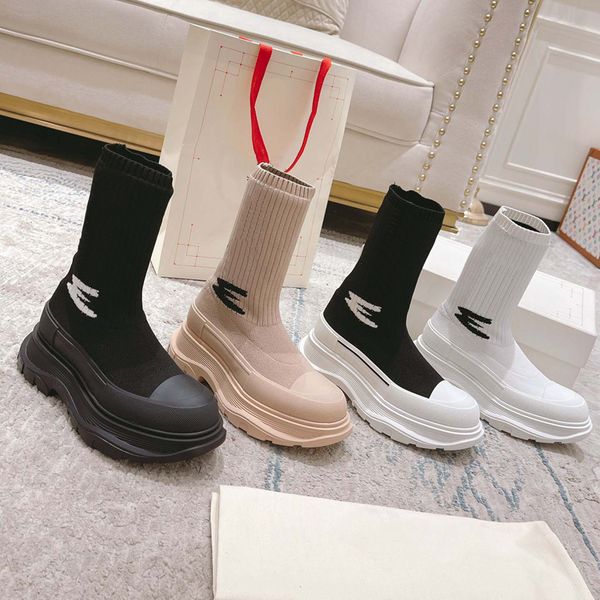 fashion solid color boot ankle boots designer men women winter luxury letter man woman shoes exterior cowboy shoe metal trim outdoors short, Black
fashion solid color boot ankle boots designer men women winter luxury letter man woman shoes exterior cowboy shoe metal trim outdoors short, Black