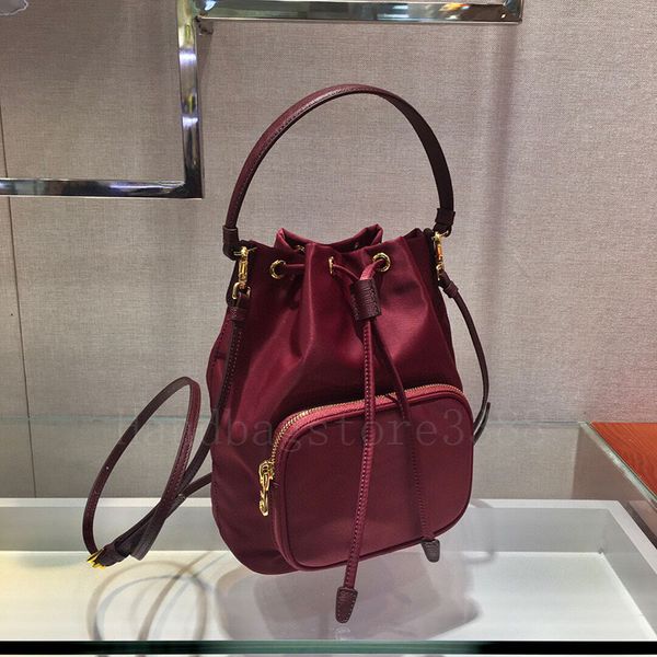 small nylon bucket designer shoulder bags wholesale fashion luxury leather bags handbags new style woman lady handbag crossbody bag plain cl
small nylon bucket designer shoulder bags wholesale fashion luxury leather bags handbags new style woman lady handbag crossbody bag plain cl