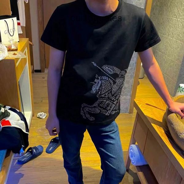 2022 designer b br t shirt kwai, net, red horse, knight, short sleeved t-shirt, male social spirit boy, cotton half student jacket tide., White;black
2022 designer b br t shirt kwai, net, red horse, knight, short sleeved t-shirt, male social spirit boy, cotton half student jacket tide., White;black