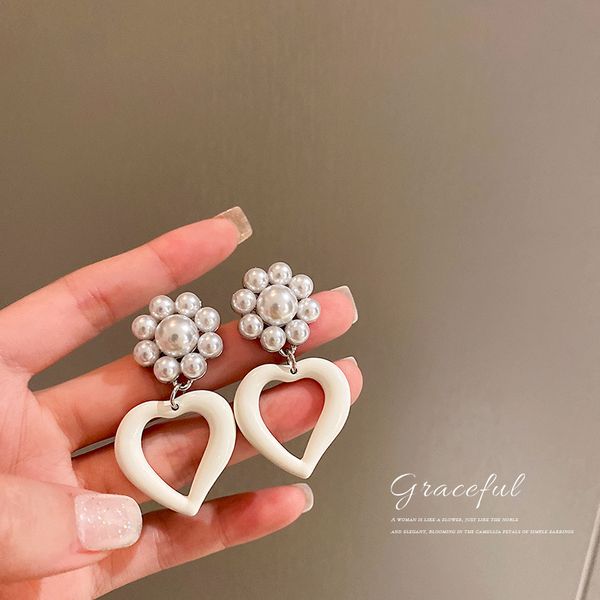 925 silver needle japanese and korean 2022 new sweet white pearl flower lovely exaggerated earrings ins eardrop earring, Golden
925 silver needle japanese and korean 2022 new sweet white pearl flower lovely exaggerated earrings ins eardrop earring, Golden