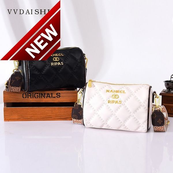 trendy wholesale women new soft leather leisure women's style shoulder fashion chain ladies bags
trendy wholesale women new soft leather leisure women's style shoulder fashion chain ladies bags