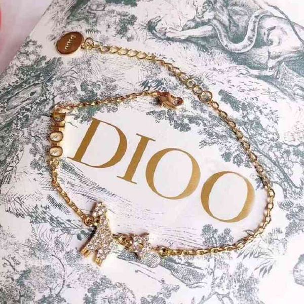 jewelry 2022 new sweet deer star letter bracelet selected from the consistent brass material, Silver
jewelry 2022 new sweet deer star letter bracelet selected from the consistent brass material, Silver