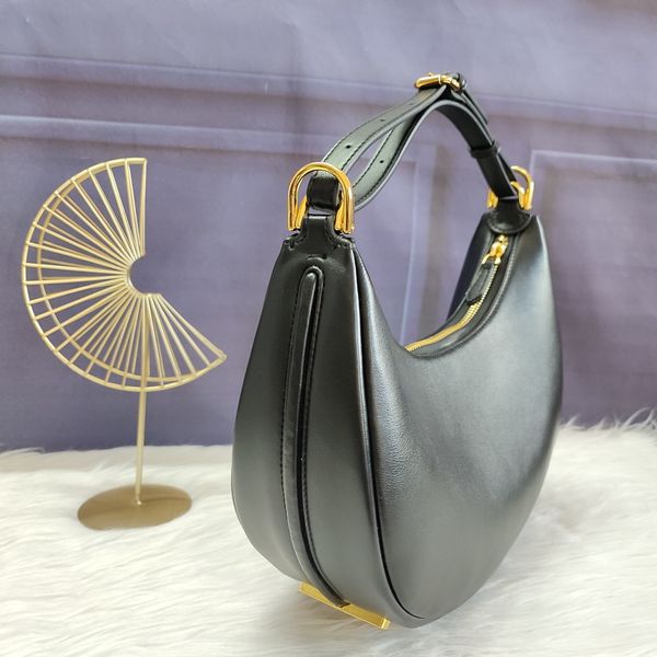 leather designer hobos shoulder bag women lady moon shape underarms 29cm bags gold silver white black pink 5 colors
leather designer hobos shoulder bag women lady moon shape underarms 29cm bags gold silver white black pink 5 colors