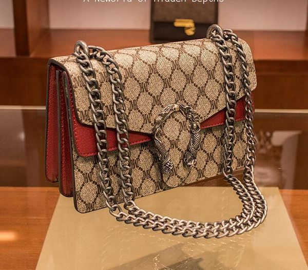 2023 hig quality womens bag handbag handbags limited style chain genuine leather shoulder diagonal crossbody bags 4 colores red
2023 hig quality womens bag handbag handbags limited style chain genuine leather shoulder diagonal crossbody bags 4 colores red