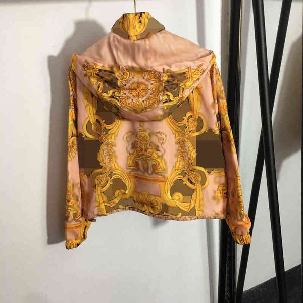 designer summer new letters flower print double-sided wear long sleeve hooded zipper jacket hat detachable, Black;brown
designer summer new letters flower print double-sided wear long sleeve hooded zipper jacket hat detachable, Black;brown