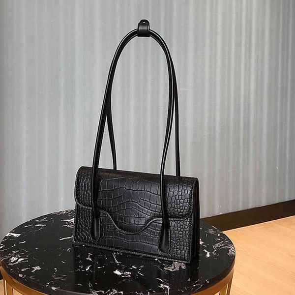 french small crowd bags crocodile pattern 2022 new fashion high sense portable shoulder armpit accordion women's
french small crowd bags crocodile pattern 2022 new fashion high sense portable shoulder armpit accordion women's