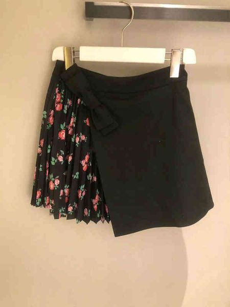 skirts niche summer irregular color contrast patchwork skirt pleated fashion floral high waist short women's, Black
skirts niche summer irregular color contrast patchwork skirt pleated fashion floral high waist short women's, Black
