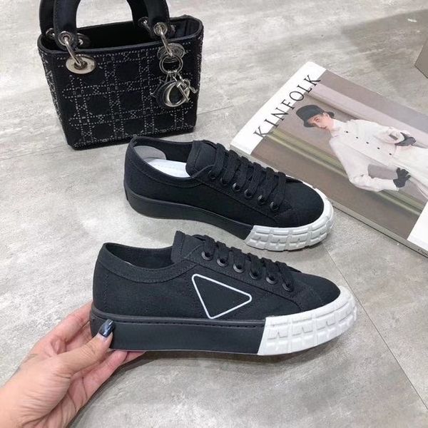 luxury brand designer womens mens casual shoe sneaker lighted leather trainer nylon printed 0809, Black
luxury brand designer womens mens casual shoe sneaker lighted leather trainer nylon printed 0809, Black