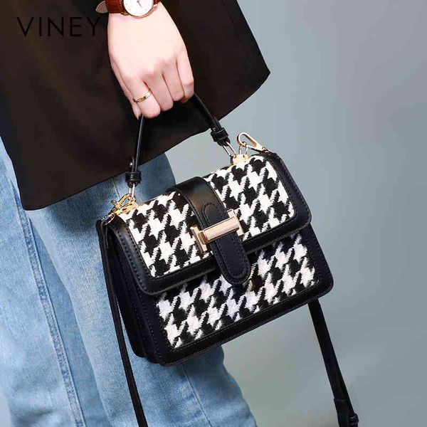 new fashion trend luxury brand designer ladies bags wholesale and msenger mini light saddle one shoulder armpit versatile portable canvas wo
new fashion trend luxury brand designer ladies bags wholesale and msenger mini light saddle one shoulder armpit versatile portable canvas wo