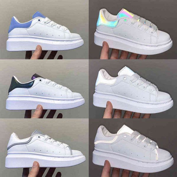 2021 light platform kids shoes for boy girls fashion leather sneakers 3m reflective black white velvet thick-soled flat height increasing
2021 light platform kids shoes for boy girls fashion leather sneakers 3m reflective black white velvet thick-soled flat height increasing