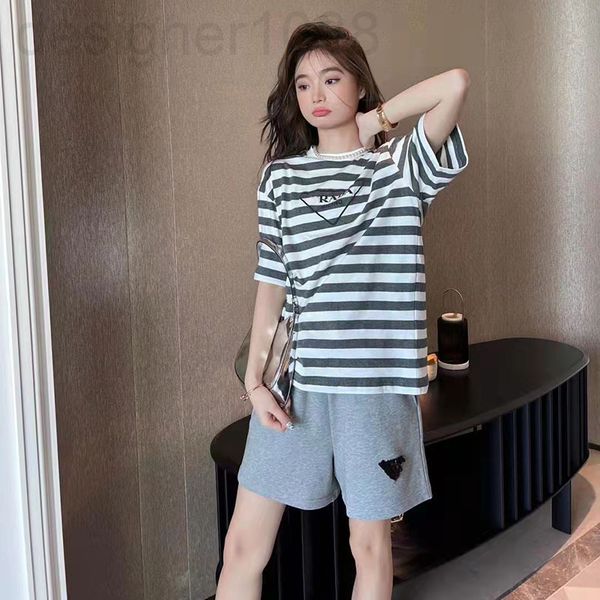 women's t-shirt designer 2022 spring and summer new letter print stripe loose versatile casual fashion br men's women's same, White
women's t-shirt designer 2022 spring and summer new letter print stripe loose versatile casual fashion br men's women's same, White